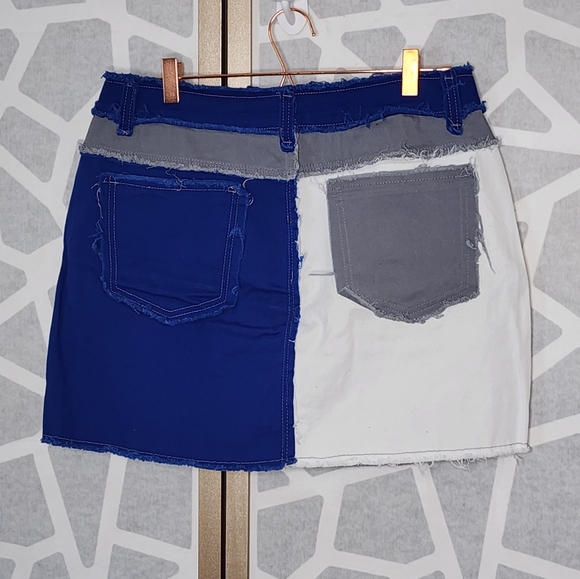 Women's Patchwork Mini Skirt | Fits Like Size 14/16 - Picture 4 of 7